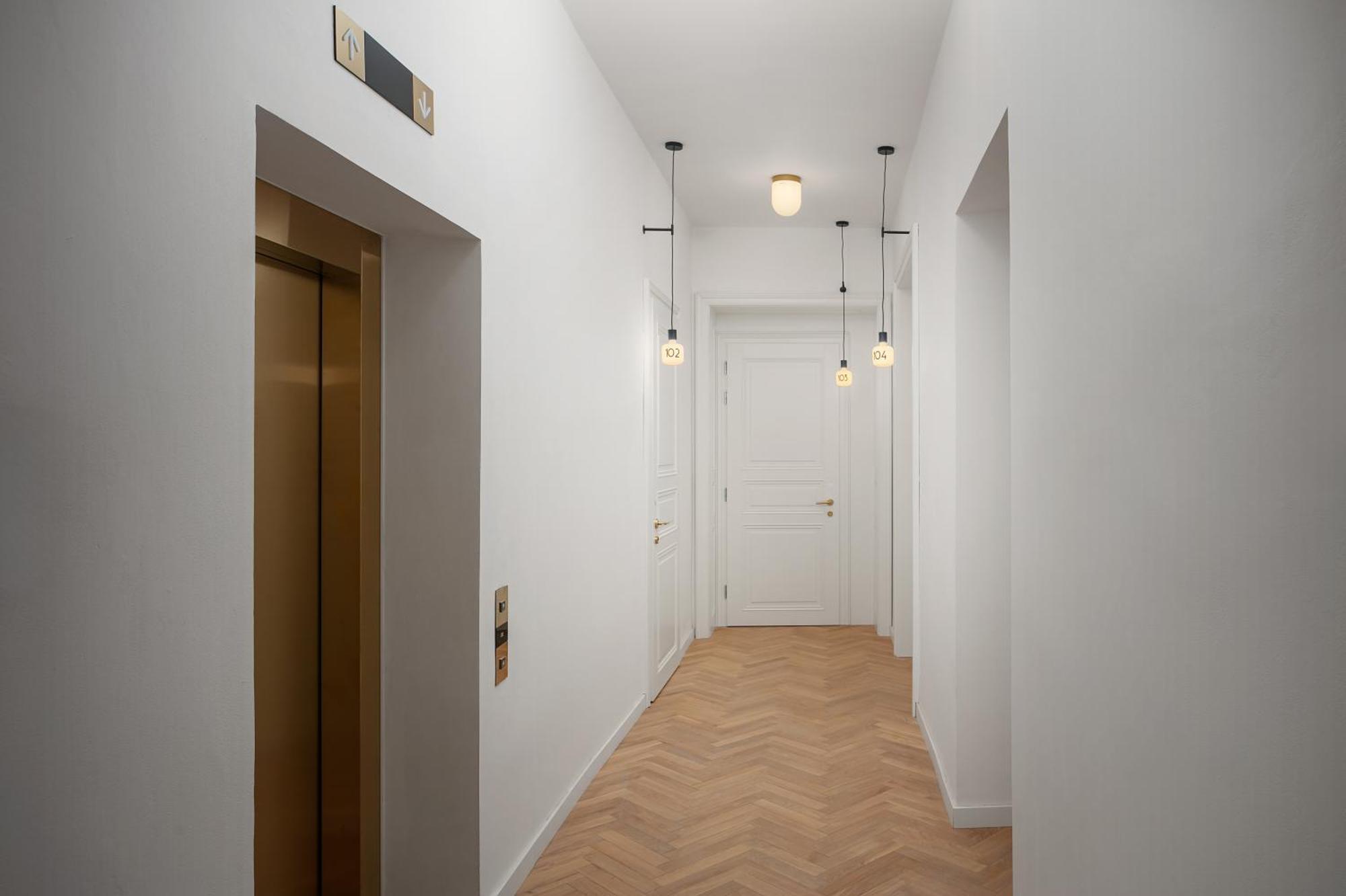 R16 Residences Прага Экстерьер фото