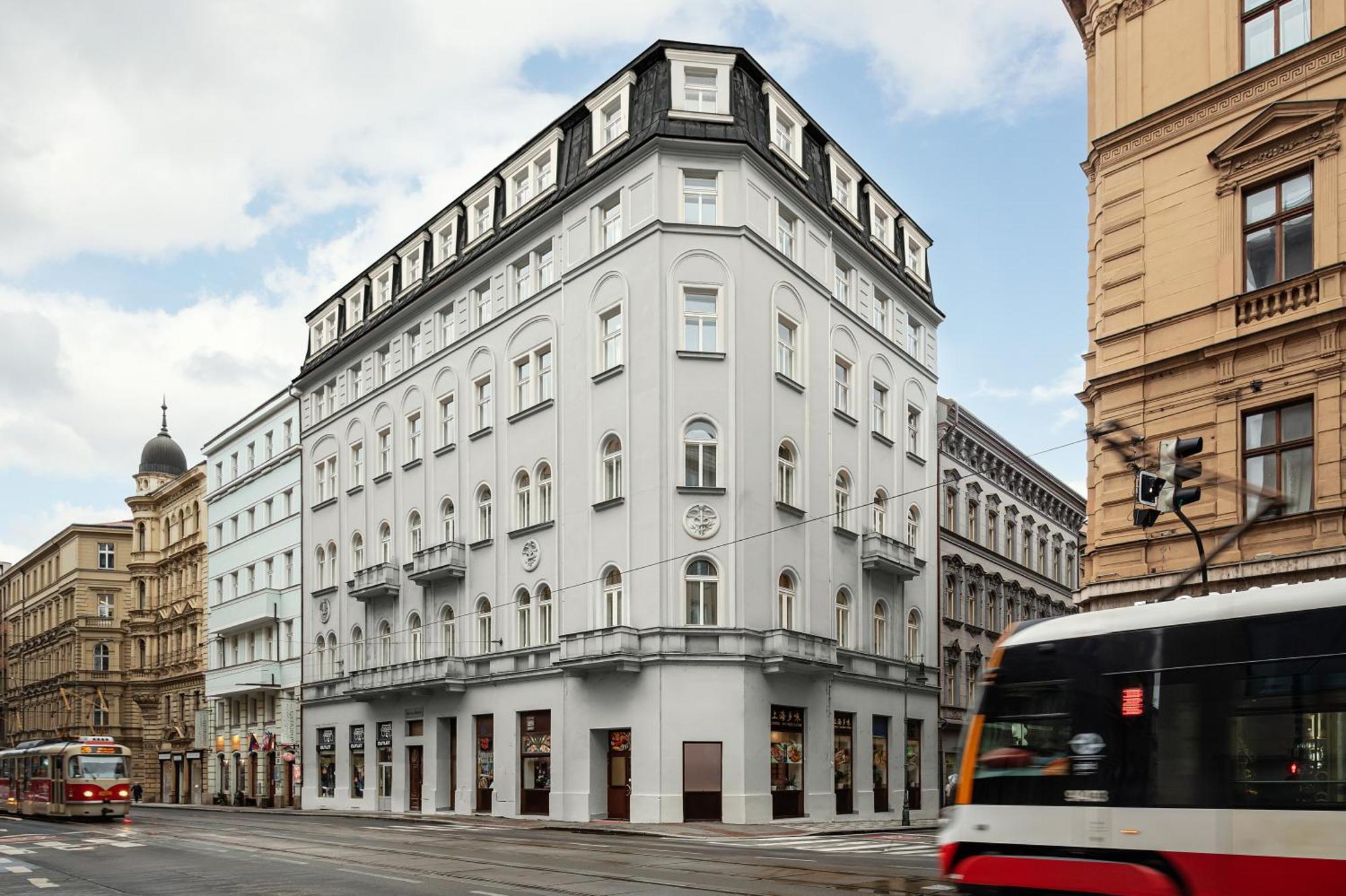 R16 Residences Прага Экстерьер фото