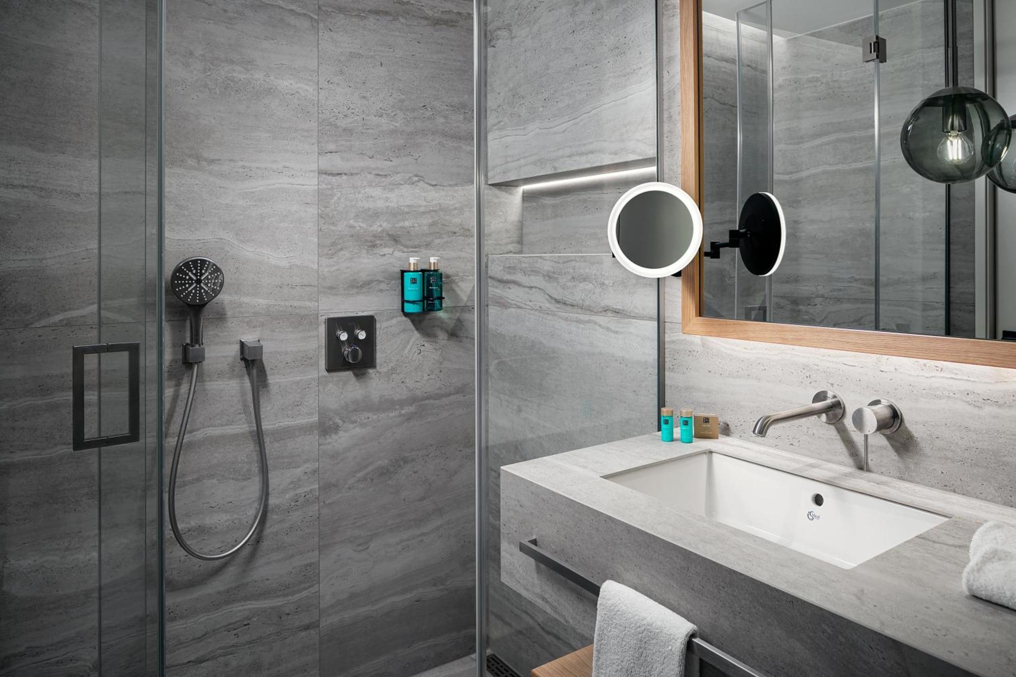 R16 Residences Прага Экстерьер фото